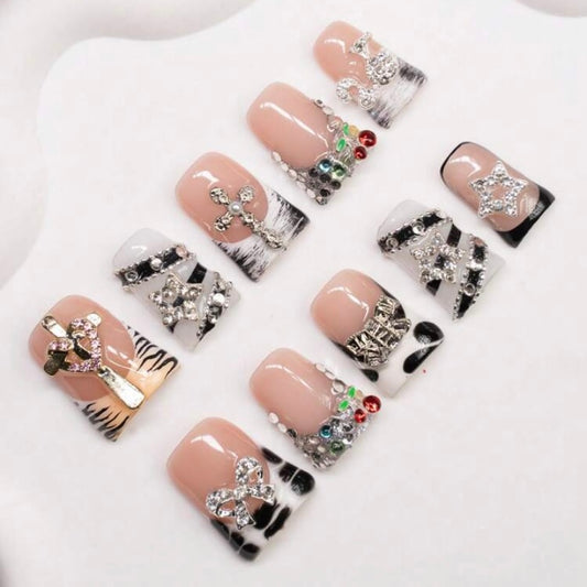 ACRYLIC PRESS ON NAILS